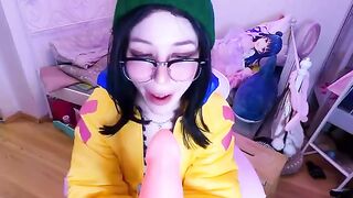 Gamer girl Ljoy gets wild after losing at Valorant