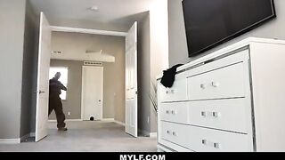 Babysitter Joslyn James, with her stunning curves, gets fucked by her boss