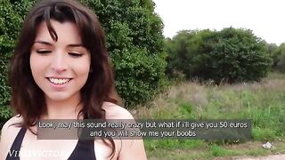 A pick-up guy fucks a pretty runner girl in the park, capturing every risk