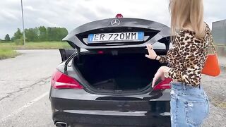 Italian girl buys a used car and fucks the seller in it. Dialogues in Italian