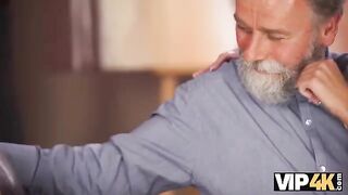 Czech girl smarter to fuck with the tutor than to learn