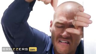 Xander helped Maserati XXX, who got stuck, by oiling her back and fucking her