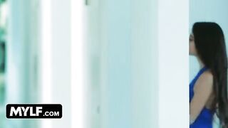 India Summer gets intimate with the younger guy’s impressive endowment
