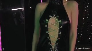 Skinny teen AngelQ strips on the stage in HD