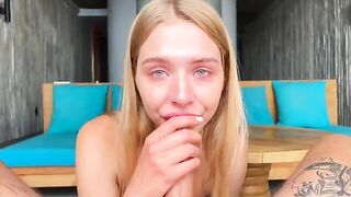Californiababe cheats on her husband at a therapy session