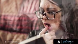 An investigator, inspired by Riley Reid's daring performances, rubs her pussy