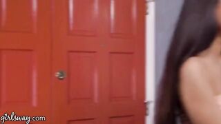 Eliza Ibarra and her stepmom caught in a compromising situation