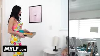 Piper Press is a perfect housewife who loves her daily tasks and rough sex