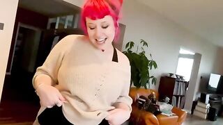 Proxy Paige gets her asshole gapped while cooking pasta, showcasing her famous anal acrobatics that have earned her the title of undisputed spunky teen expert in extreme fisting and prolapse