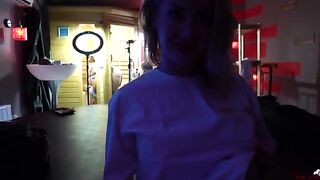 Behind the scene with Wet Kelly - Masturbating while watching actors play