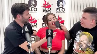 Sara Blonde, a sexy podcaster from Bucaramanga, Colombia, 26 years old