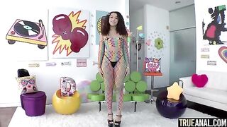 Frisky anal adventures with petite beauty Willow Ryder in HD