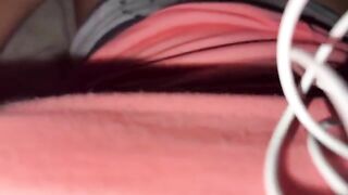 I can't hold back the orgasm urge, come and fuck me