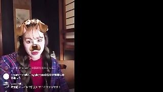 Girl with big ass fucked during Instagram live stream