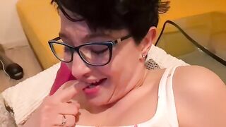 A guy cum in mouth of his stepsister, who loves porn