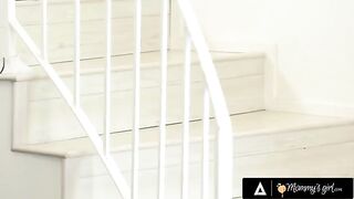 Blonde MILF India Summer cheats on her husband with Jane Wilde
