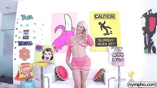Skinny blonde gets her pussy filled with cock in a hot creampie scene