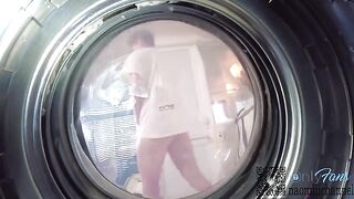 A guy had a creampie with his girlfriend in the washing machine