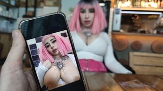 The waitress is fed up of waiting for an order and has a rough sex in the restaurant