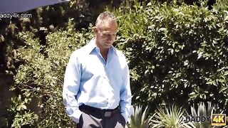 The girl seduced her boyfriend’s dad in the pool, it was hot