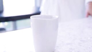 Redhead MILF Lauren Phillips enjoys sensual morning sex