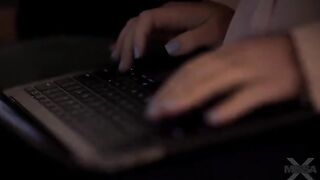 A girl sent a text message to her stepfather, inviting him for sex