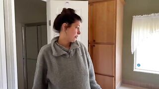 The cute girl tried to negotiate with her pregnant landlord for a better deal
