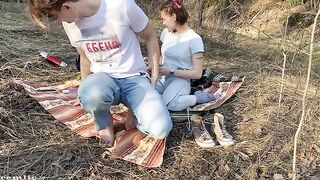 A pretty girl went camping and met a guy, who fucked her outdoors hard