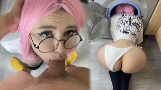 My stepsister got stuck in the washing machine and I pulled out my dick