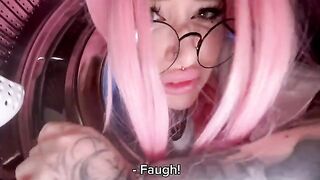 My stepsister got stuck in the washing machine and I pulled out my dick