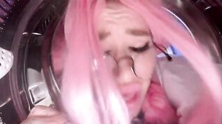 My stepsister got stuck in the washing machine and I pulled out my dick