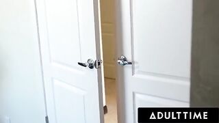 The hot MILF Alexis Fawx spies on the sexy teen Carter Cruise