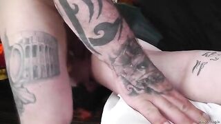 First MFM threesome for Hotmessjessxxx with Mr. BWC in a steamy homemade scene
