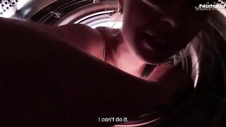 Guy saved his stepsister after she got stuck in the washing machine