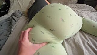 A fat girl with a thick ass sensually fucks in panties side