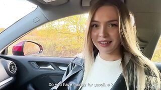 A beautiful girl got lost and was picked up by a guy who wanted sex