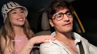 The fiancée of the driver has an affair in the taxi
