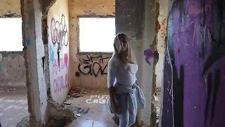 An Italian guy gave a blowjob to a foreigner next to the church