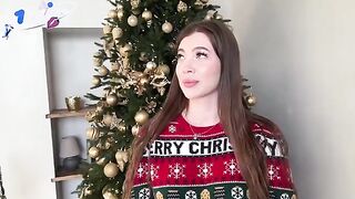 Dirty photographer gets teen model naked for free pics