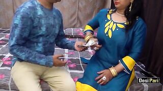 Desi Pari aunty gets banged for money with clear Hindi audio