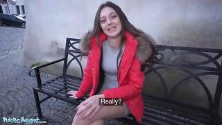 Public agent fucked Isabela de Laa before meeting her BF for cash