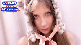 A girl with a huge ass has a dick in her uterus, a true spectacle