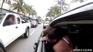 The guy with his friends fucked two whores in car