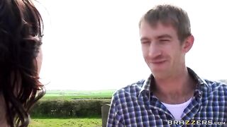 A juicy beauty gets fucked by a guy on a haystack