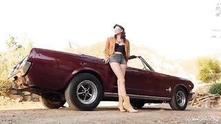 Two retro beauties with perfect asses are engaged in gentle lesbian sex