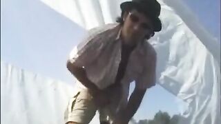 A girl got fucked outdoors after a short journey - EPORNTube