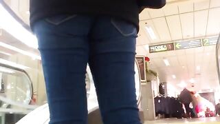 Girl with such forms is good at fucking