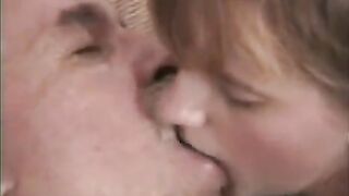 The grandfather tore a finger to his granddaughter in passion