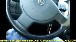 Blonde woman gave blowjob to a taxi driver right in the car