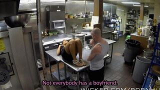 The workaholic chick relaxed after her job by having sex on the table